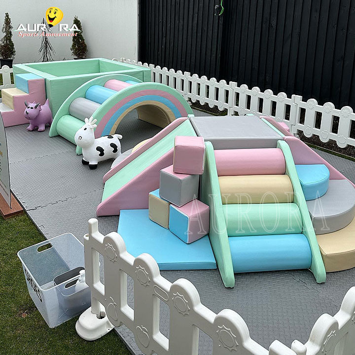 Pastel Baby Soft Play Klimblokken voor feestverhuur Custom Soft Play-apparatuur