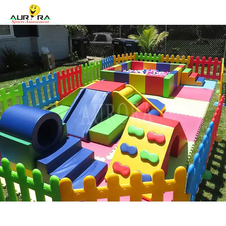 Kleurrijke kleuter baby soft play apparatuur voor verhuur soft play set