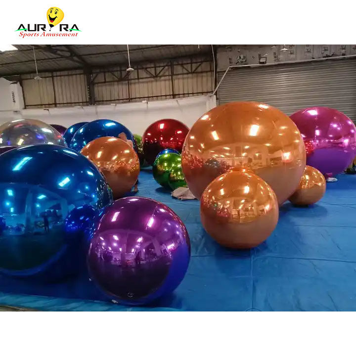 Op maat gemaakte gigantische opblaasbare spiegelbal PVC voor decoratiefeest Rood Blauw Geel