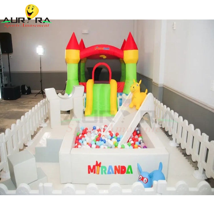 Multicolor opblaasbaar zacht speelgoed Indoor Kids Ball Pit Toy Customized