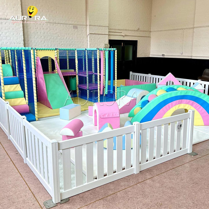 Indoor Soft Play Outdoor Playground Party Verhuur van speeltoestellen Play Mats Ball Pits