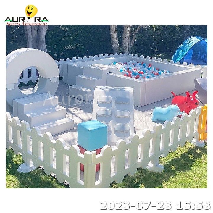 Soft Play Sets Kinderen Soft Play Merry Go Round Outdoor Playground Klimmer Ball Pit