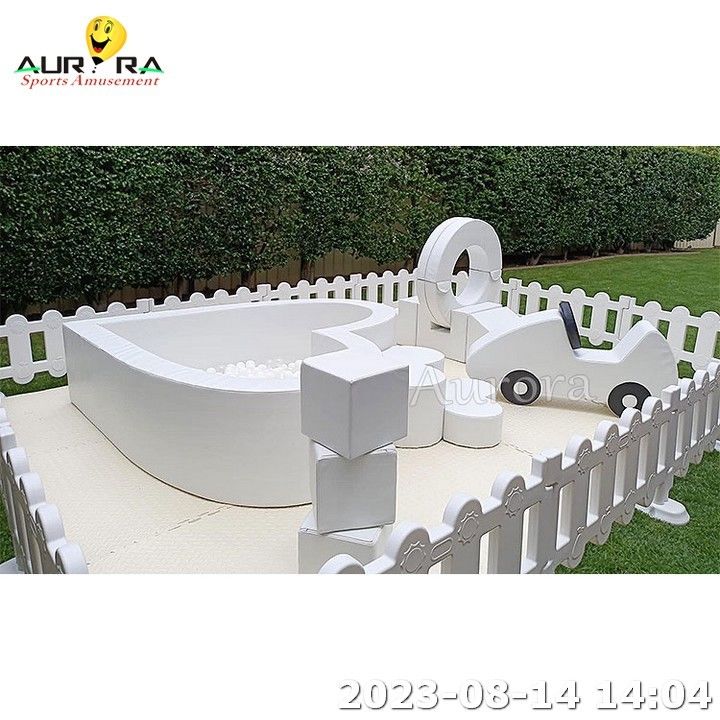 Schuimmatten Indoor Soft Play Hartvorm Indoor Playground Witte Ball Pit