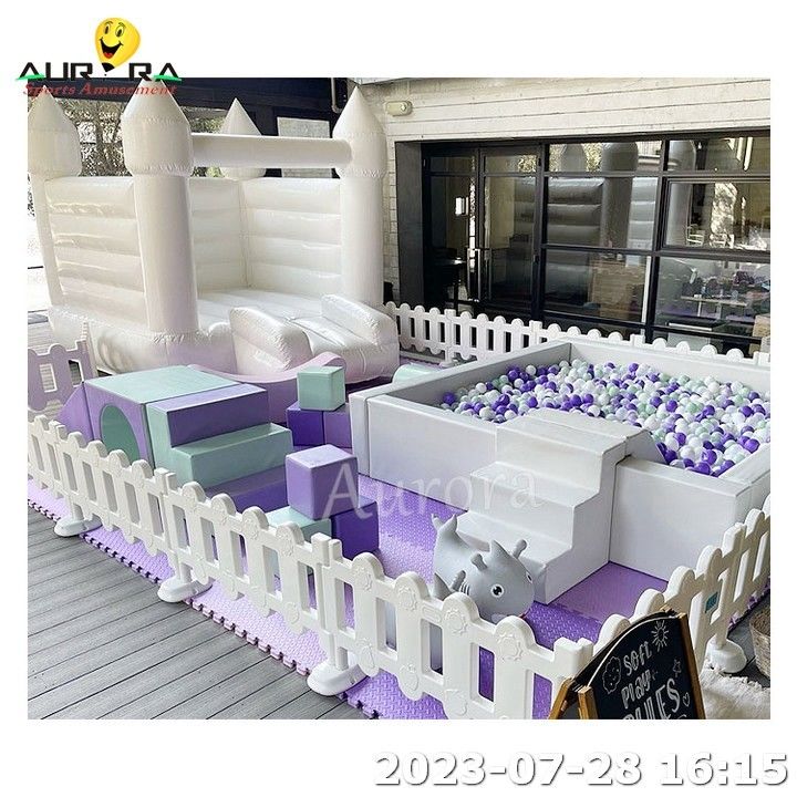 Purple Soft Play-apparatuur voor kinderen Outdoor Playground Indoor Soft Play