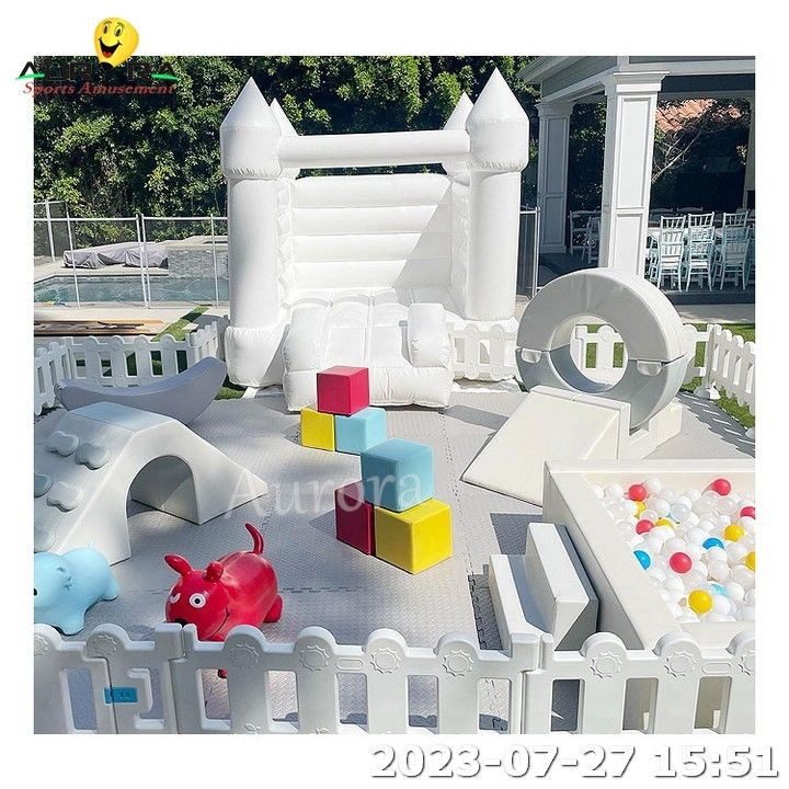 Indoor Outdoor Soft Play Speelplaats apparatuur voor kinderen feestverhuur Wit